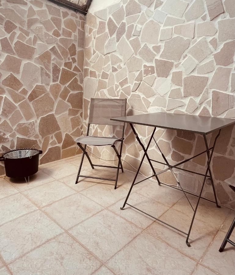 Lovely 2 Bedroom Rental Unit,Patio And Close Beach San Pietro in Bevagna Zewnętrze zdjęcie